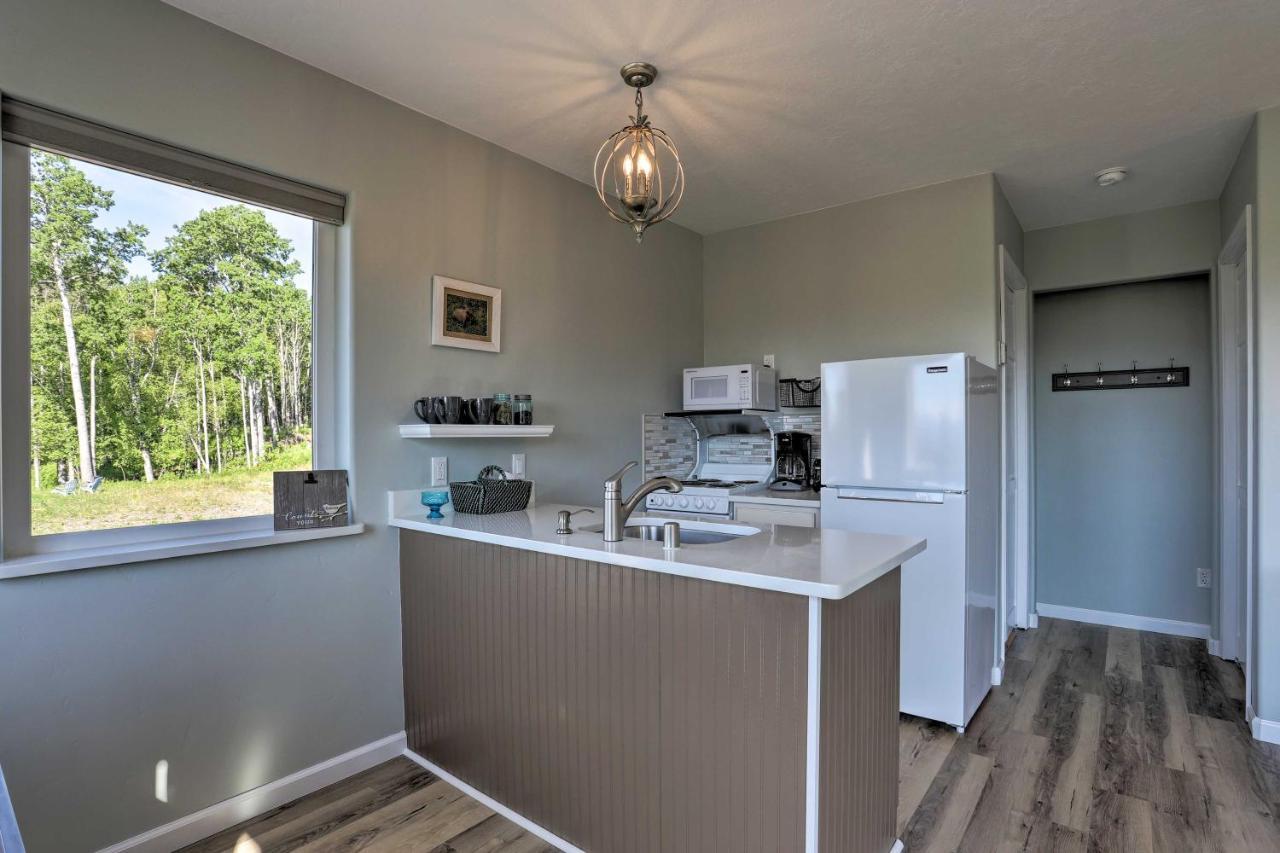 Secluded With Mountain Views! Holiday home