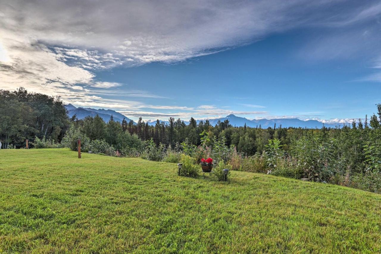 Secluded With Mountain Views!